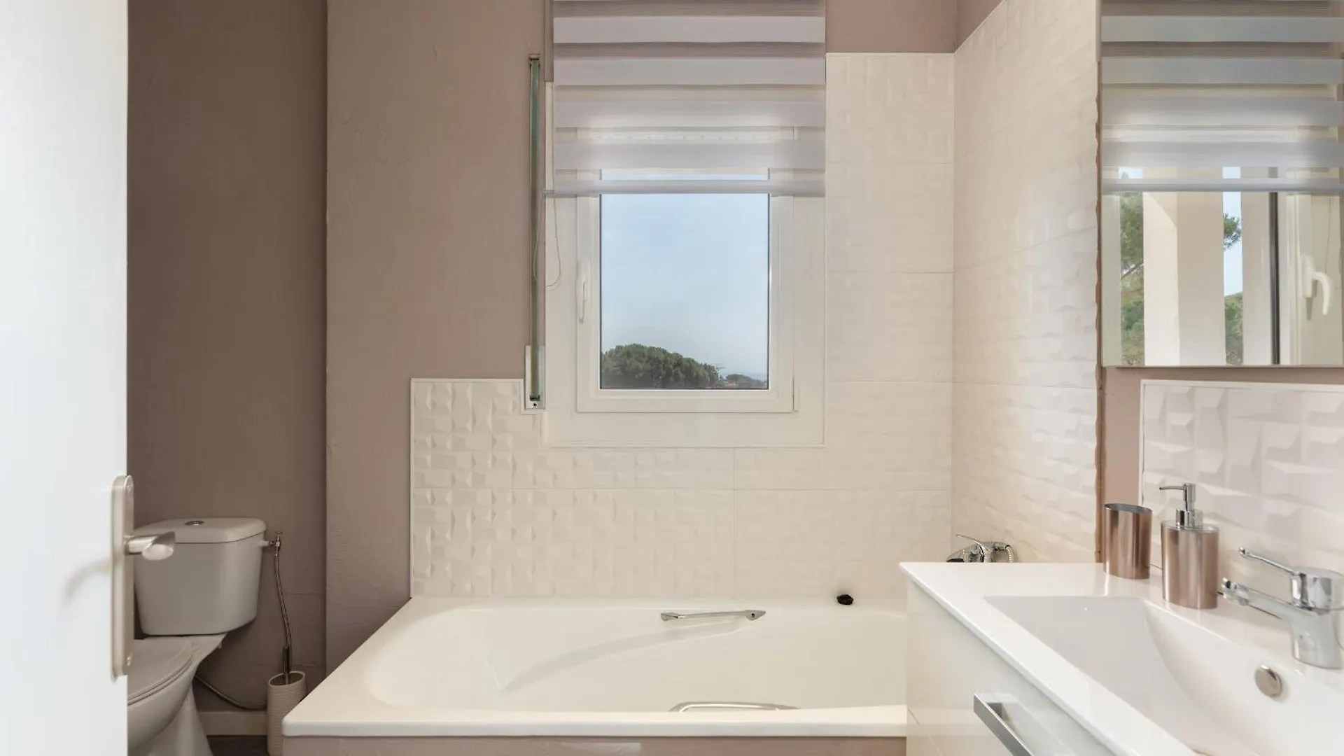 Hauzify I Villa Cunha Calonge  Ισπανία