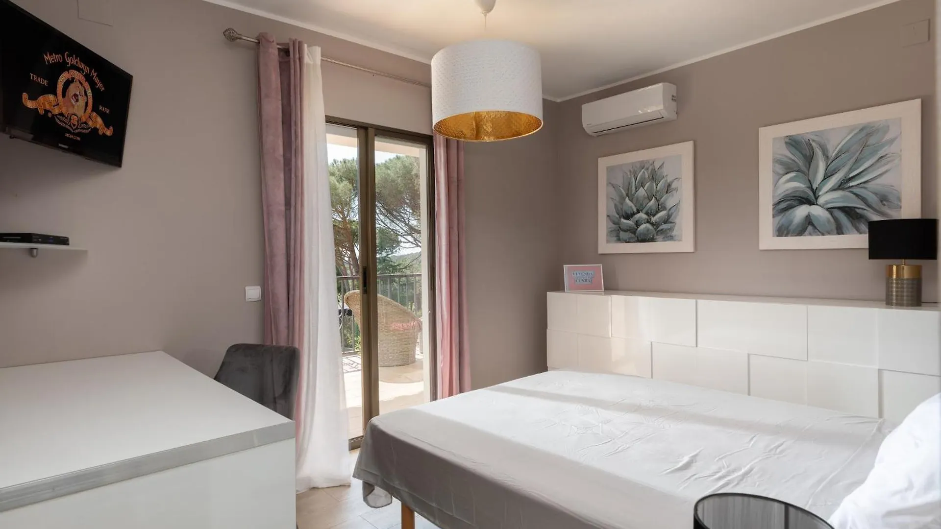 Hauzify I Villa Cunha Calonge  0*, Calonge (Catalonia)